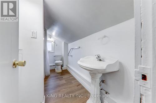 119 Celina Street, Oshawa, ON - Indoor Photo Showing Bathroom