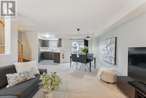 33 Nearco Crescent, Oshawa, ON - Indoor Photo Showing Living Room