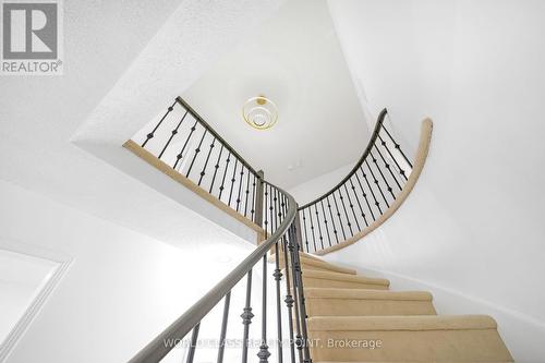 202 Bridgewater Avenue, Whitby, ON - Indoor Photo Showing Other Room