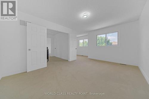 202 Bridgewater Avenue, Whitby, ON - Indoor Photo Showing Other Room