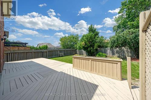 202 Bridgewater Avenue, Whitby, ON - Outdoor