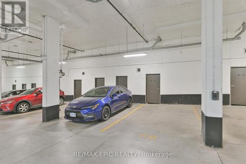 118 - 1711 Pure Springs Boulevard, Pickering, ON - Indoor Photo Showing Garage