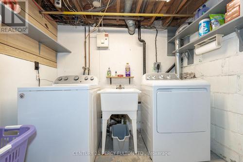 8 Rosita Crescent, Toronto, ON - Indoor Photo Showing Laundry Room