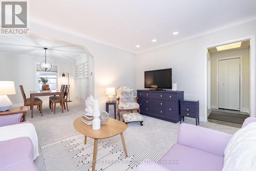 8 Rosita Crescent, Toronto, ON - Indoor Photo Showing Living Room