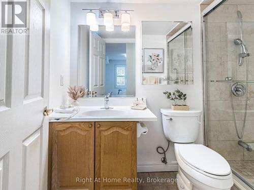 209 - 2301 Parkhaven Boulevard, Oakville (Uptown Core), ON - Indoor Photo Showing Bathroom