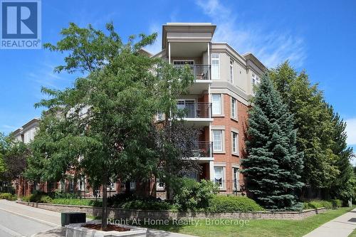 209 - 2301 Parkhaven Boulevard, Oakville (Uptown Core), ON - Outdoor With Balcony