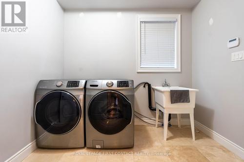 34 Lowry Court, Barrie, ON - Indoor Photo Showing Laundry Room