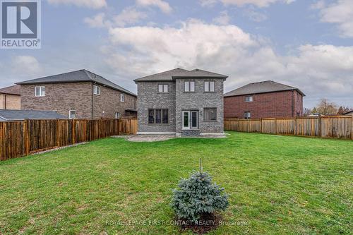 34 Lowry Court, Barrie, ON - Outdoor