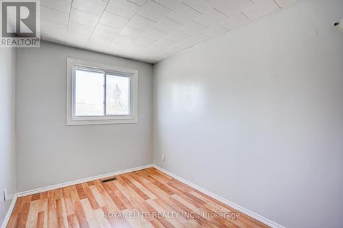 339 Winnifred Drive, Georgina, ON - Indoor Photo Showing Other Room