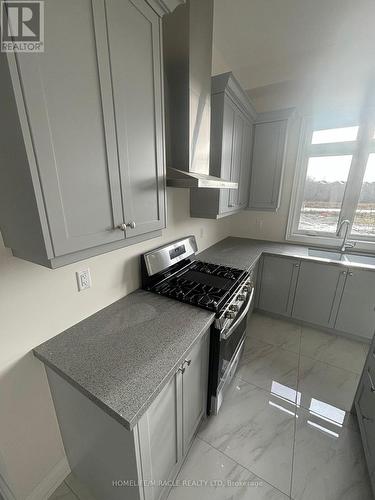 558 Baker Hill Boulevard, Whitchurch-Stouffville, ON - Indoor Photo Showing Kitchen