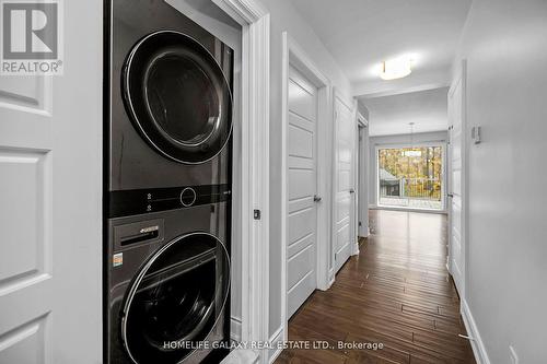 2049 Kate Avenue, Innisfil, ON - Indoor Photo Showing Laundry Room