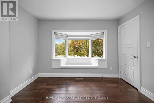 2049 Kate Avenue, Innisfil, ON - Indoor Photo Showing Other Room