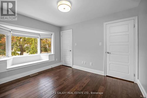 2049 Kate Avenue, Innisfil, ON - Indoor Photo Showing Other Room