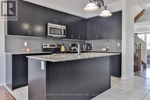 153 Rustle Woods Avenue, Markham, ON - Indoor Photo Showing Kitchen With Upgraded Kitchen