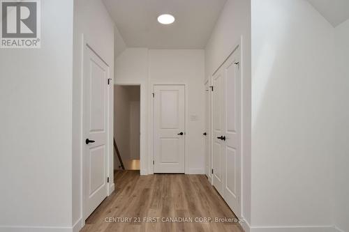 Primary Bedroom - 452 Woodman Avenue, London, ON - Indoor Photo Showing Other Room