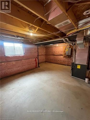 1266 Michael Circle, London, ON - Indoor Photo Showing Basement