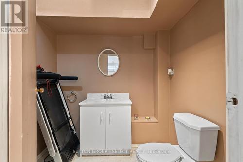 20 Dow Road, London, ON - Indoor Photo Showing Laundry Room