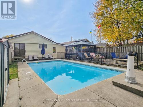 20 Dow Road, London, ON - Outdoor With In Ground Pool With Deck Patio Veranda