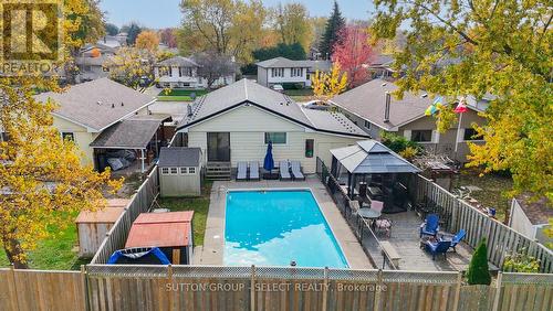 20 Dow Road, London, ON - Outdoor With In Ground Pool With Deck Patio Veranda