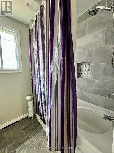 358 Tamarack Street, Timmins (Tne - Hill District), ON - Indoor Photo Showing Bathroom