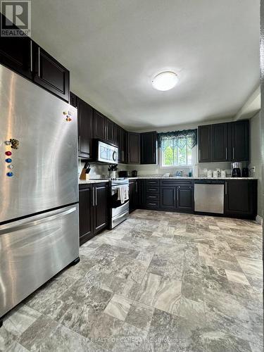 358 Tamarack Street, Timmins (Tne - Hill District), ON - Indoor Photo Showing Kitchen