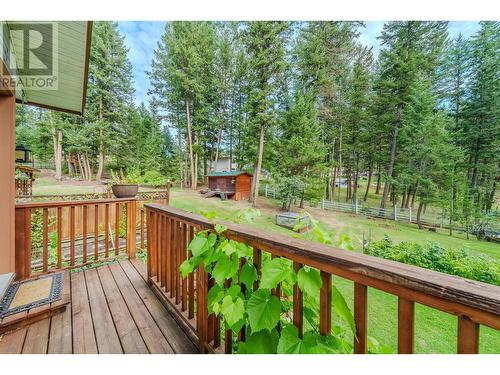 5208 Davis Road, 108 Mile Ranch, BC - Outdoor With Deck Patio Veranda