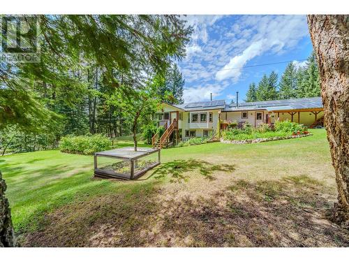 5208 Davis Road, 108 Mile Ranch, BC - Outdoor With Deck Patio Veranda