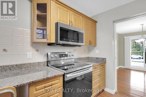 8 Henfield Avenue, Ottawa, ON - Indoor Photo Showing Kitchen