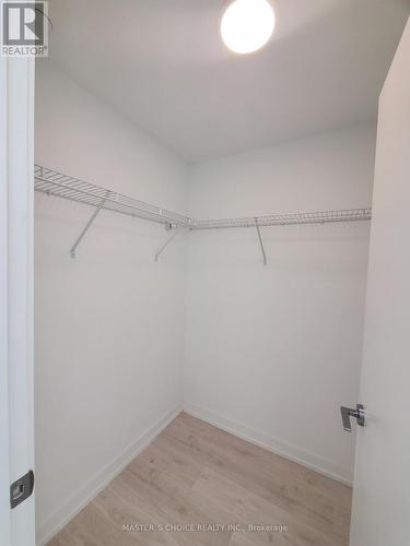 318 - 181 Sheppard Avenue E, Toronto, ON - Indoor With Storage