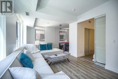 325 - 30 Nelson Street, Toronto, ON - Indoor