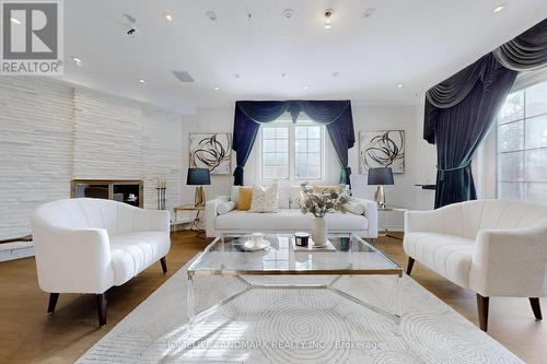 18 Olsen Drive, Toronto, ON - Indoor Photo Showing Living Room