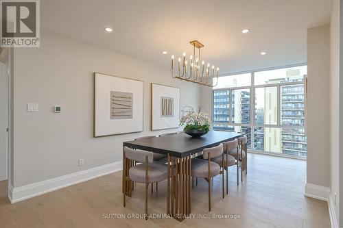 806 - 500 Avenue Road, Toronto, ON - Indoor Photo Showing Dining Room