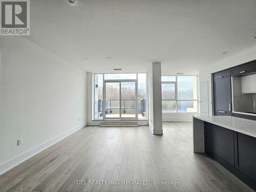 212 - 10 Inn On The Park Drive, Toronto, ON - Indoor