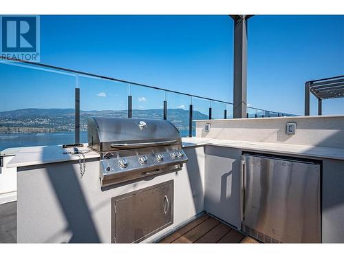 1471 St Paul Street Unit# 1011, Kelowna, BC - Outdoor With Body Of Water