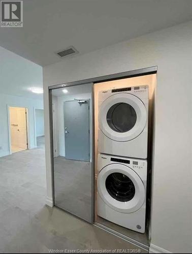 3320 Stella Unit# 216, Windsor, ON - Indoor Photo Showing Laundry Room