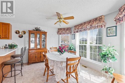 69 Malden Hill, Amherstburg, ON - Indoor Photo Showing Dining Room