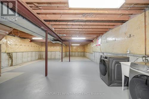 178 High Street, Clarington (Bowmanville), ON - Indoor Photo Showing Laundry Room