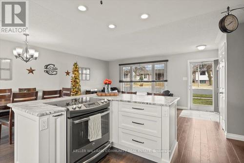 1047 St. Paul'S Street, Peterborough (Northcrest), ON - Indoor Photo Showing Kitchen