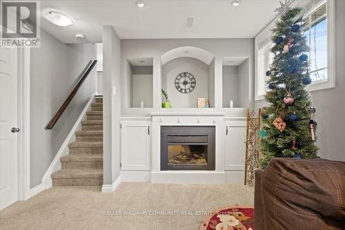 1047 St. Paul'S Street, Peterborough (Northcrest), ON - Indoor With Fireplace