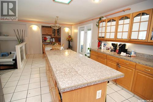 2915 37Th Street W, Saskatoon, SK - Indoor Photo Showing Kitchen