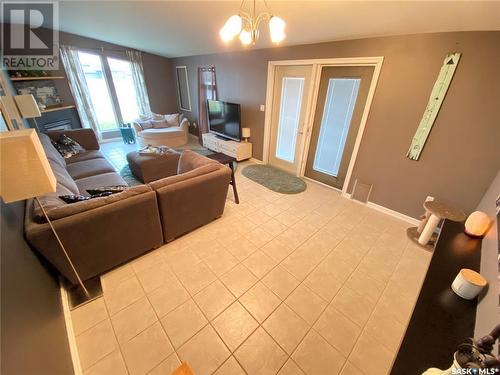 748 Brimacombe Drive, Weyburn, SK - Indoor