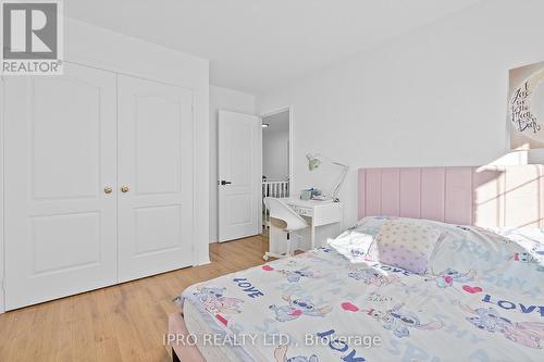 39 Watson Road, Halton Hills, ON - Indoor Photo Showing Bedroom