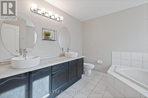 39 Watson Road, Halton Hills, ON - Indoor Photo Showing Bathroom