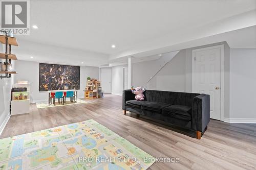 39 Watson Road, Halton Hills, ON - Indoor Photo Showing Living Room