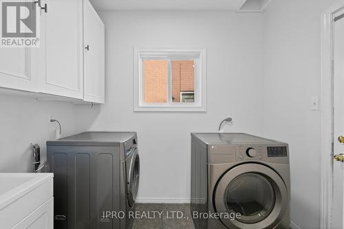 39 Watson Road, Halton Hills, ON - Indoor Photo Showing Laundry Room