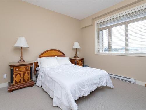 513-623 Treanor Ave, Langford, BC - Indoor Photo Showing Bedroom