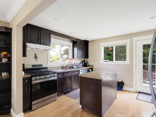 4335 Majestic Dr, Saanich, BC 