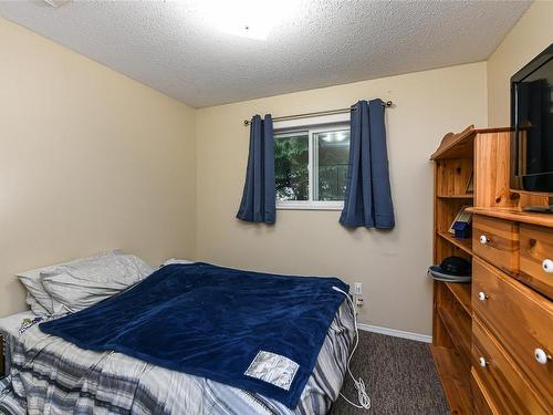 201-220 Back Rd, Courtenay, BC - Indoor Photo Showing Bedroom