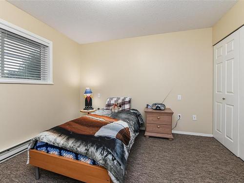 201-220 Back Rd, Courtenay, BC - Indoor Photo Showing Bedroom