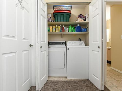 201-220 Back Rd, Courtenay, BC - Indoor Photo Showing Laundry Room